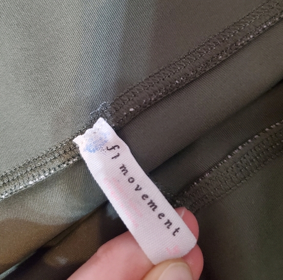 Free People Movement Genesis Yoga 7/8 Legging. Crop. 24". Green. High Rise. L. - Picture 6 of 11